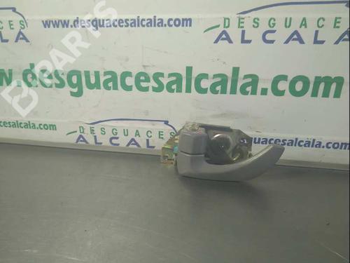 Used Rear left interior door handle KIA SORENTO I (JC) 2.5 CRDi 4WD (140 hp) 9990402