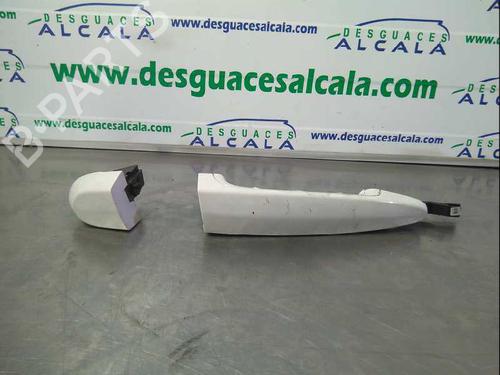 front-right-exterior-door-handle-bmw-1-f20-51210445184-2011-2012-2013-2014-2015-2016-2017-2018-2019-9989772 main image