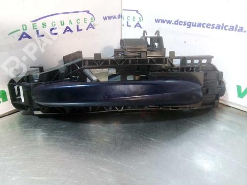 Used Rear right exterior door handle Rear right exterior door handle MERCEDES-BENZ C-CLASS T-Model (S205) AMG C 43 4-matic (205.264) (367 hp) 10929728 10929728