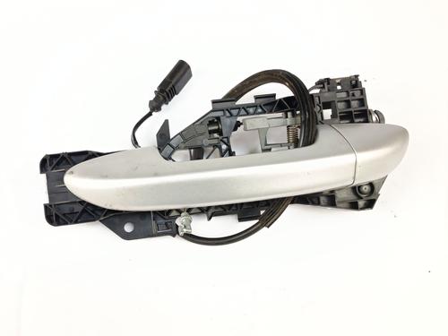 rear-left-exterior-door-handle-vw-cc-b7-358-2011-2012-2013-2014-2015-2016-2017-33468471 main image