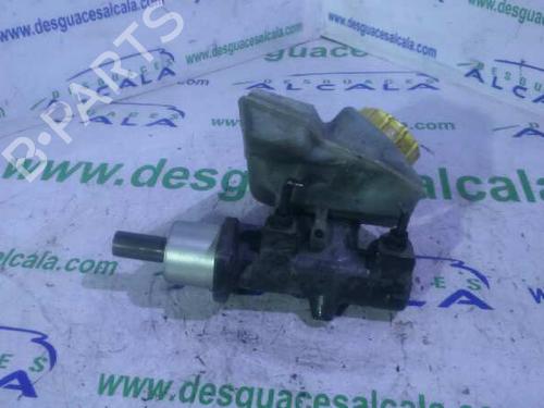 Used Brake master cylinder VW TRANSPORTER T4 Van (70A, 70H, 7DA, 7DH) [1990-2003]  14351860