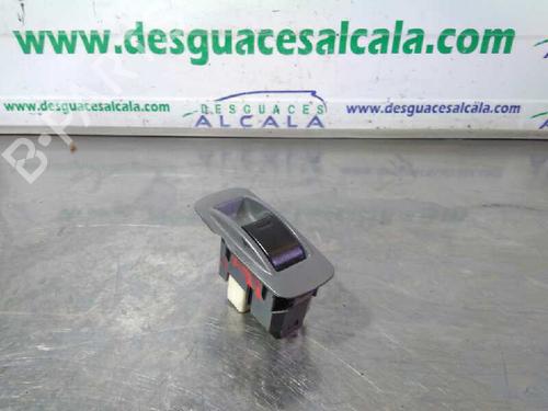 Used Left rear window switch Left rear window switch TOYOTA RAV 4 II (_A2_) 2.0 D 4WD (CLA20_, CLA21_, CLA20R, CLA21R) (116 hp) 10928667 10928667