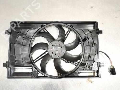 Used Radiator fan Radiator fan VW T-ROC (A11, D11) 2.0 TDI (150 hp) 29583836 29583836