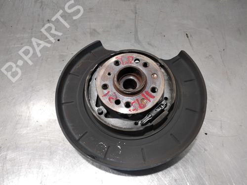 Used Right rear steering knuckle Right rear steering knuckle 10015733 10015733