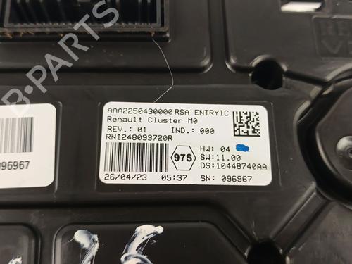 Instrument cluster DACIA DUSTER (HM_) 1.3 TCe 150 (HMM3) | BP31929323C47