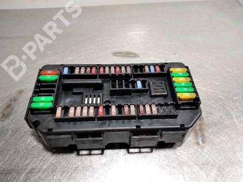 Used Fuse box BMW 3 (F30, F80) [2011-2018]  9979301