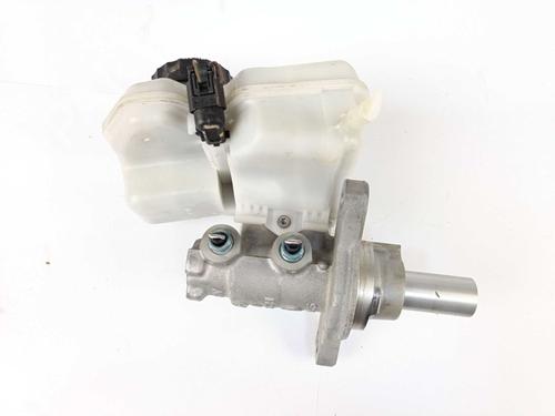 Used Brake master cylinder Brake master cylinder BMW 1 (F40) 118 i (140 hp) 34704692 34704692
