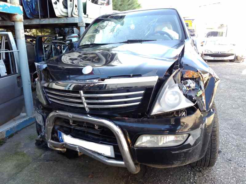 Genuine Ssangyong Rexton Front Hood Emblem – 7996008001 Triple Chrome Finish
