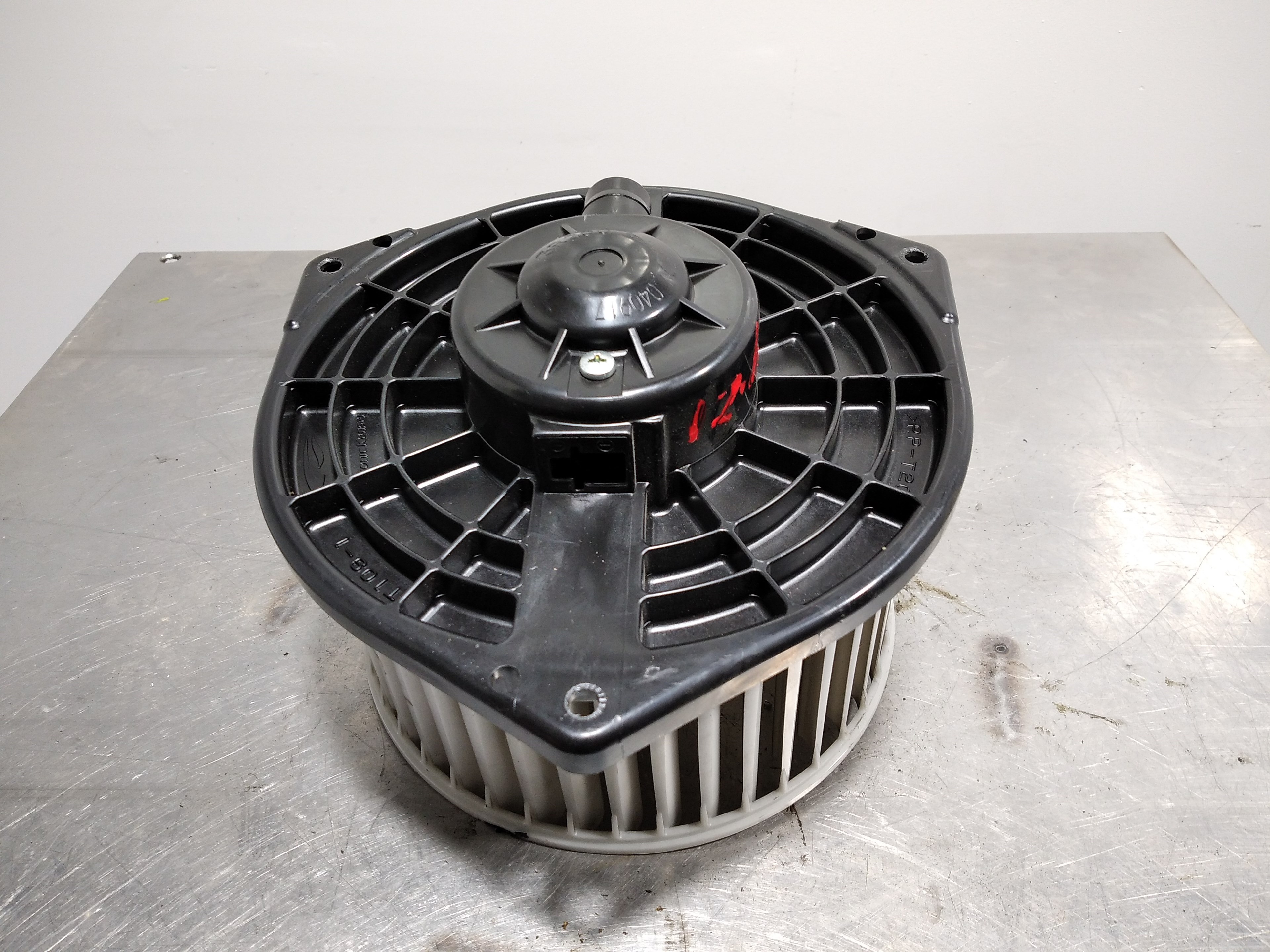 Heater blower motor HONDA CIVIC VII Hatchback (EU, EP, EV) 2.0 TypeR