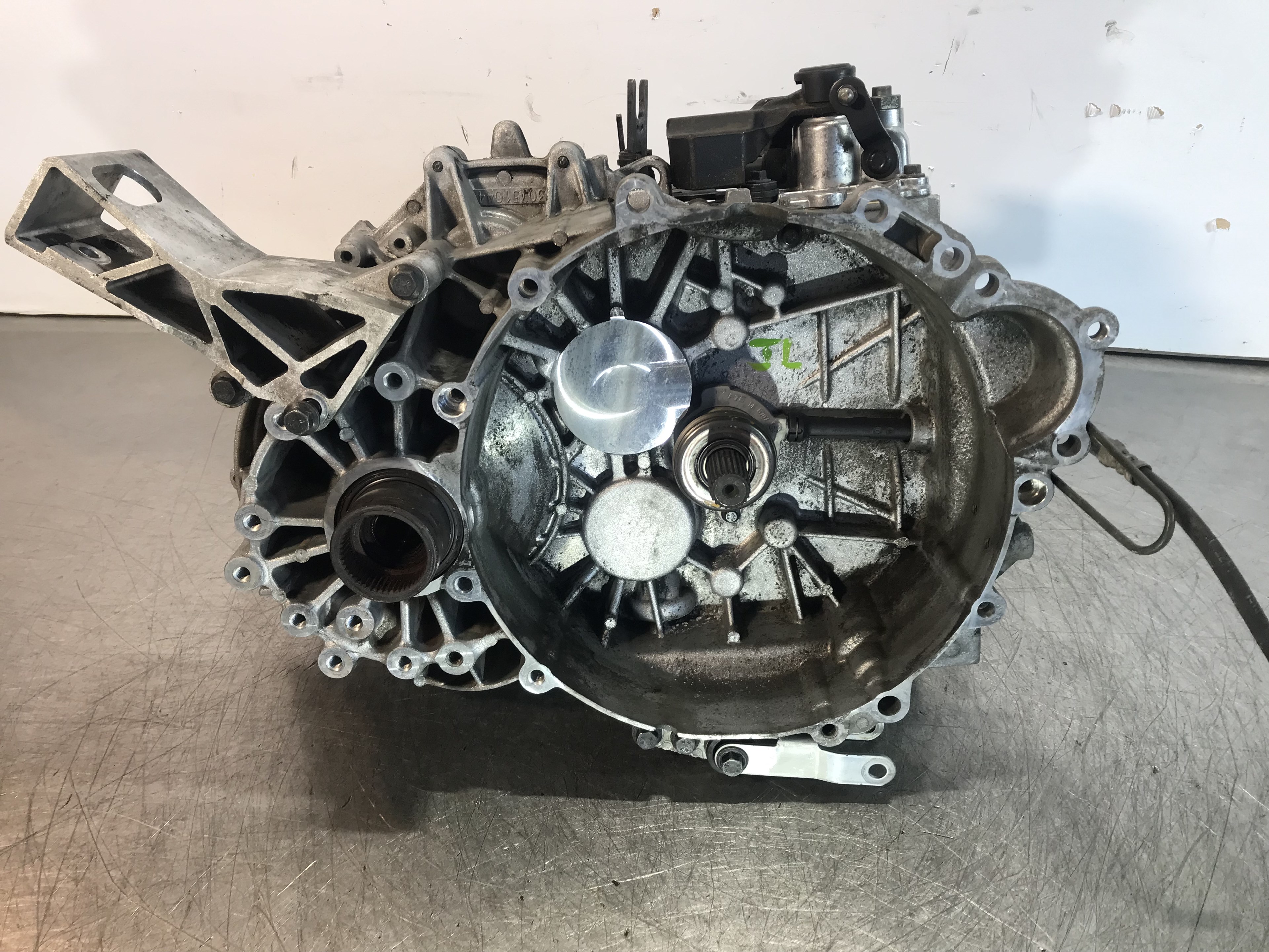 Manual gearbox VOLVO XC90 I (275) D5 AWD 9984123 BParts