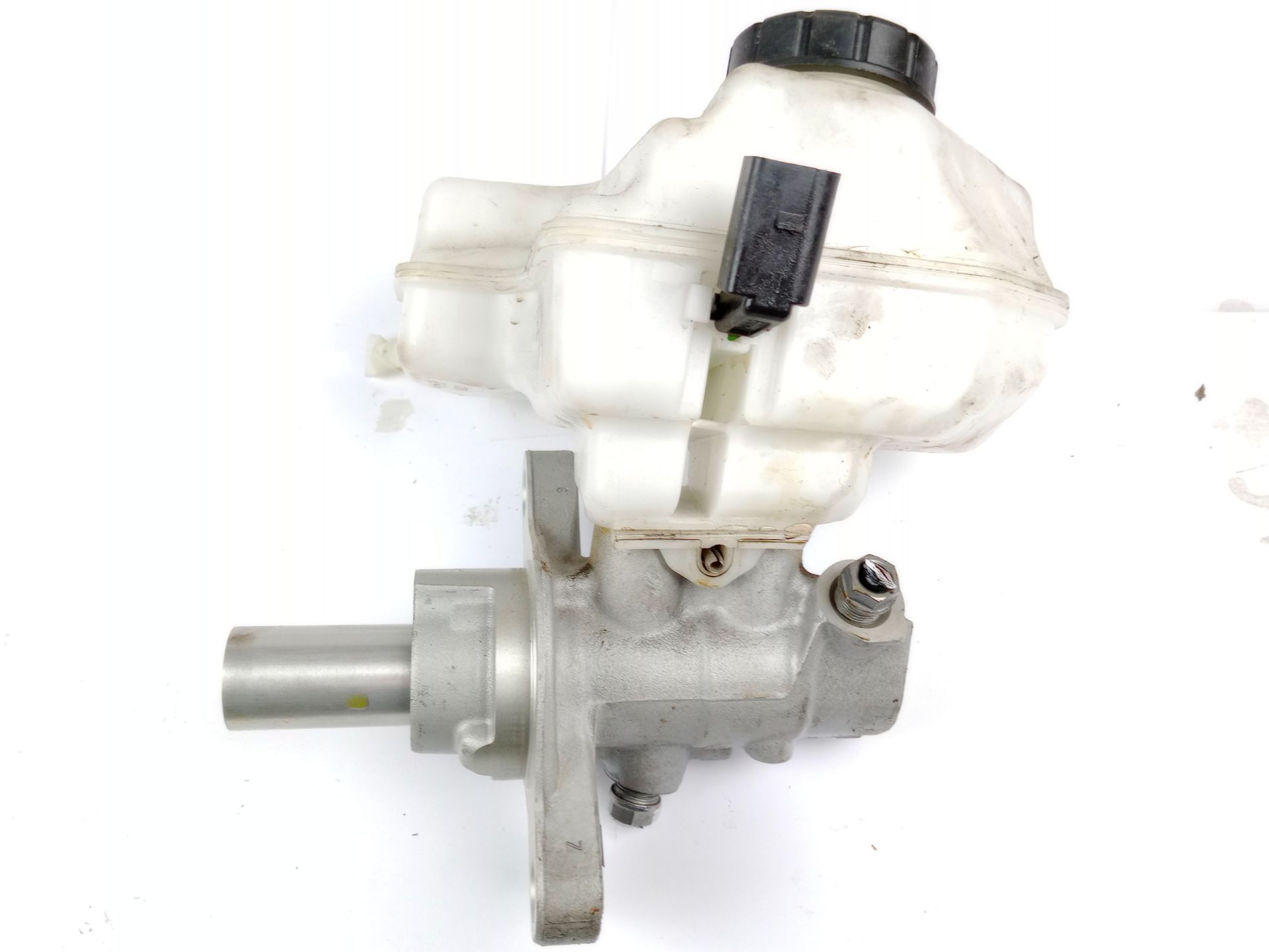 Brake master cylinder CUPRA FORMENTOR (KM7, KMP) 1.5 TSI 17643789 | B-Parts