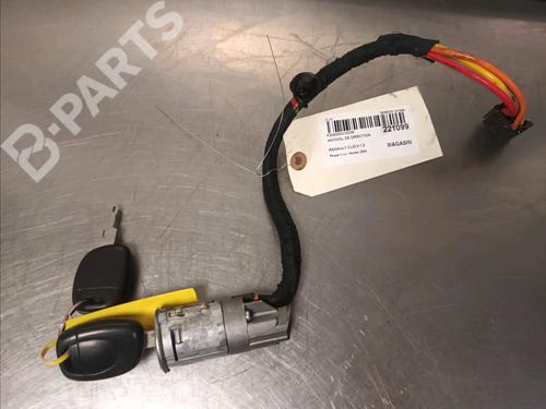 Used Ignition barrel Ignition barrel RENAULT CLIO II (BB_, CB_) 1.2 (BB0A, BB0F, BB10, BB1K, BB28, BB2D, BB2H, CB0A,... (58 hp) 11188229 11188229