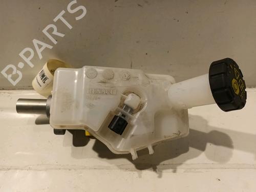 Brake master cylinder RENAULT CLIO V (B7_) 1.3 TCe 130 (B7MF) | BP16015411M77 