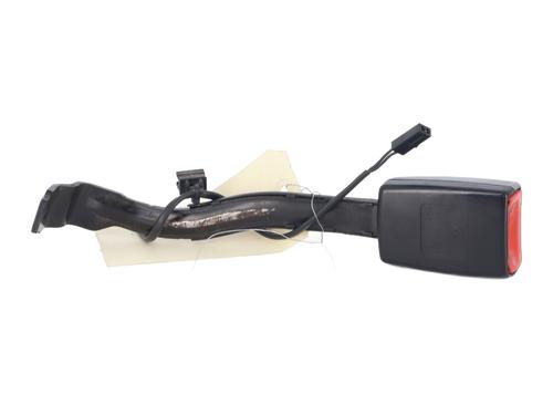 seat-buckle-vw-passat-b6-3c2-2005-2006-2007-2008-2009-2010-2011-37019003 main image