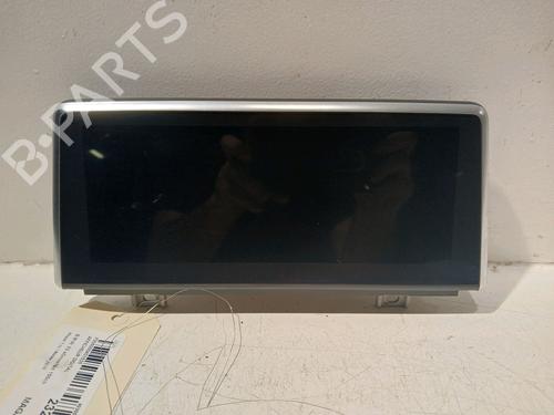 Used Display monitor BMW X2 (F39) sDrive 18 d (150 hp) 18824100