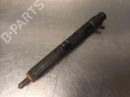Used Injector RENAULT CLIO III (BR0/1, CR0/1) 1.5 dCi (75 hp) 10189567