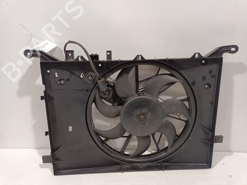 Used Radiator fan VOLVO V70 II (285) 2.4 D (131 hp) 25027462