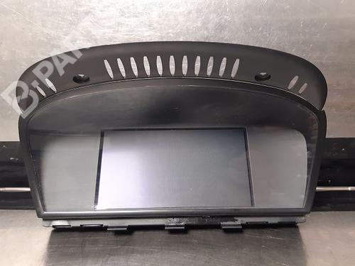 Used Display monitor BMW 3 Touring (E91) 318 d (122 hp) 9330823