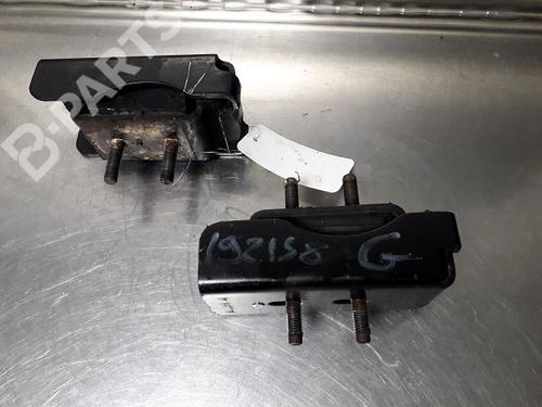 Used Engine mount Engine mount IVECO DAILY IV Van 35C13 V, 35C13 V/P, 35S13 V, 35S13 V/P (126 hp) 9325421 9325421