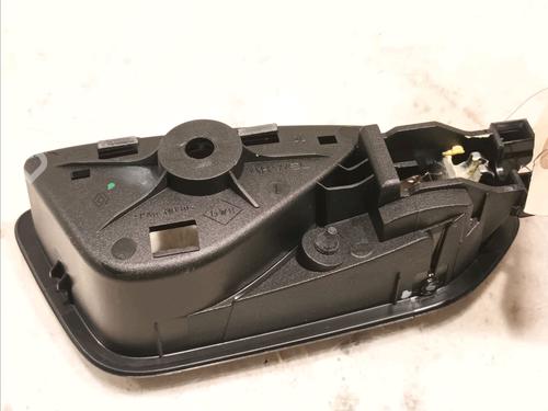 Front left interior door handle RENAULT CLIO V (B7_) 1.0 TCe 100 (B7MT) | BP16188492I13 