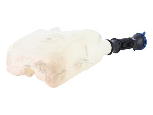 Used Windscreen washer tank Windscreen washer tank PEUGEOT 306 Break (7E, N3, N5) 1.9 D (69 hp) 36154751 36154751