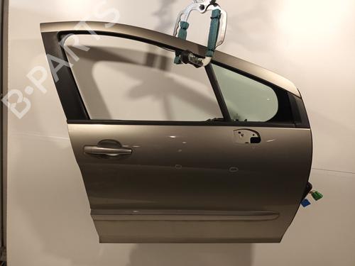 Used Right front door Right front door 37485109 37485109