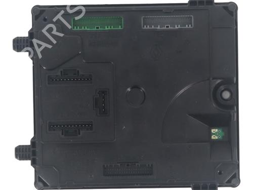 Used Fuse box RENAULT LAGUNA III Grandtour (KT0/1) 1.5 dCi (KT0A, KT0R, KT02) (110 hp) 30742336
