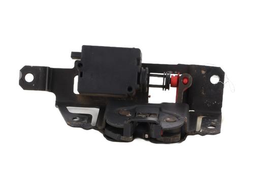 Bakluke lås Bakluke lås BMW X3 (E83) 2.0 d (150 hp) 33950205 33950205