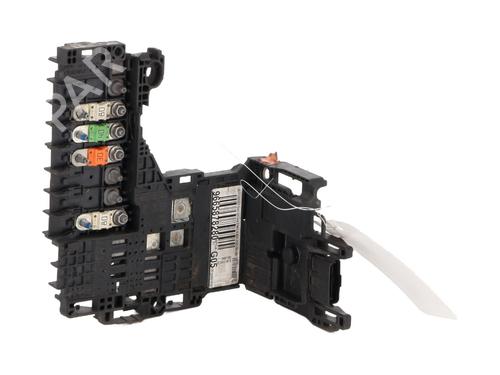 Used Fuse box CITROËN C4 II (NC_) 1.6 HDi 90 (92 hp) 27923779