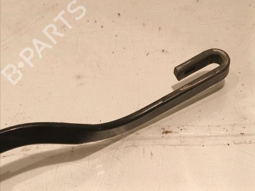 Front windshield wiper arm TOYOTA PRIUS PLUS (_W4_) 1.8 Hybrid (ZVW40W, ZVW41W) | BP15722620C143 