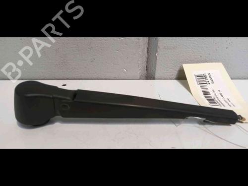 Used Rear windshield wiper arm MERCEDES-BENZ A-CLASS (W176) A 180 (176.042) (122 hp) 20604191