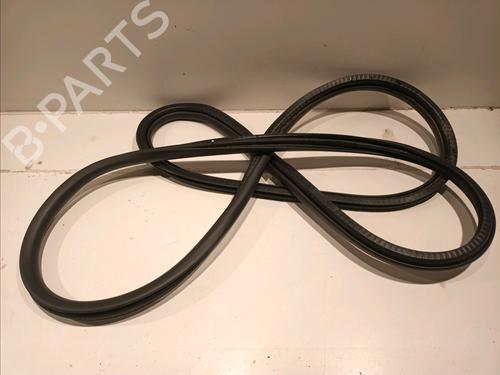 Used Rubber door seal PEUGEOT 3008 II SUV (MC_, MR_, MJ_, M4_) 1.5 BlueHDi 130 (131 hp) 17381915