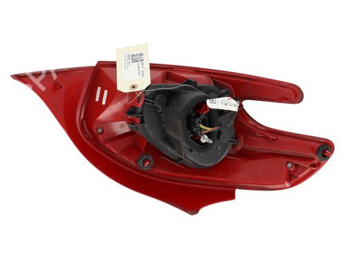 Right taillight PEUGEOT 208 I (CA_, CC_) 1.6 HDi | BP23238177C35 