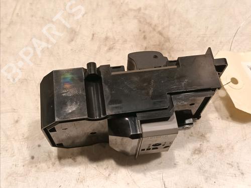 Right front window switch HONDA JAZZ IV (GK_) 1.3 | BP16146264I26 