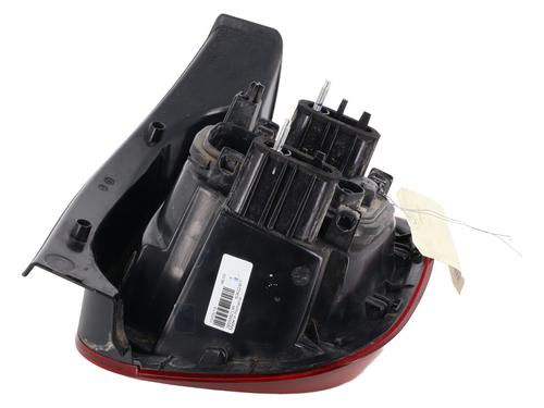 Feu arrière gauche DACIA DUSTER (HM_) 1.5 dCi 115 4x4 (HMAD) | BP31656933C34 