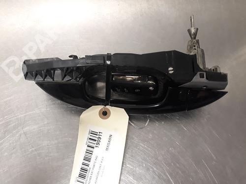 Used Front left exterior door handle VW GOLF VI (5K1) 2.0 TDI (140 hp) 9326074