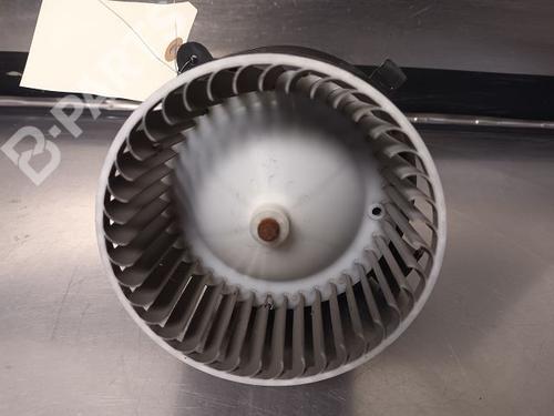 Heater blower motor RENAULT TWINGO III (BCM_, BCA_) 1.0 SCe 70 | BP9338393M62 