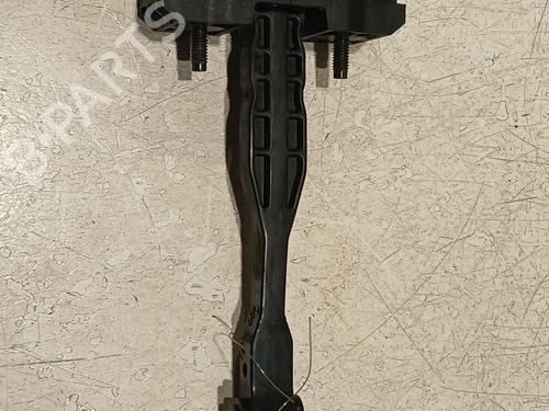 Deurscharnier/Deurvanger BMW X2 (F39) sDrive 18 d (150 hp) 18824177