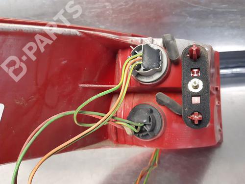 Left taillight PEUGEOT 607 (9D, 9U) 2.7 HDi 24V | BP9335883C34 