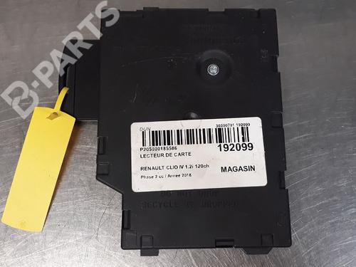 Used Card reader RENAULT CLIO IV (BH_) 1.2 TCe 120 (BHAU) (118 hp) 9326698