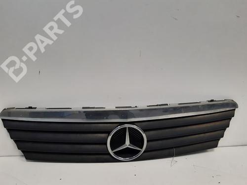 Rejilla delantera MERCEDES-BENZ A-CLASS (W168) A 170 CDI (168.009, 168.109) (95 hp) 9334926