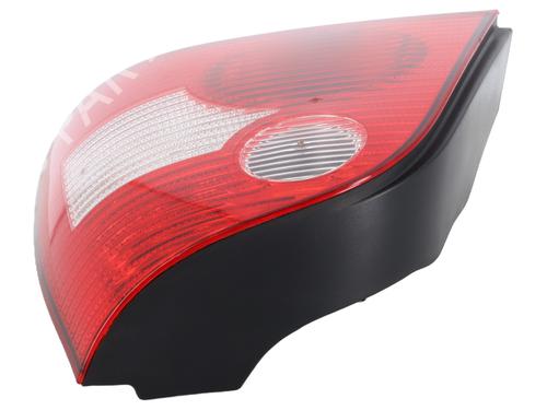 Right taillight VW POLO IV (9N_, 9A_) 1.2 12V | BP30742372C35