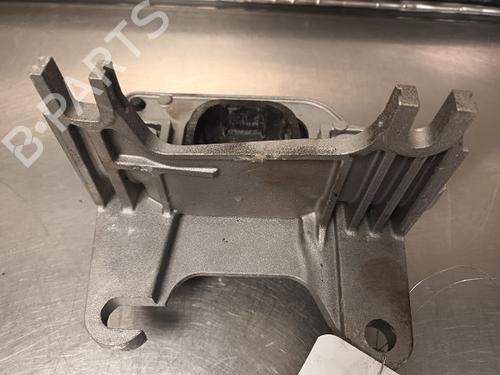 Used Engine mount RENAULT TRAFIC III Van (FG_) 1.6 dCi 120 (FGMB) (120 hp) 21123719