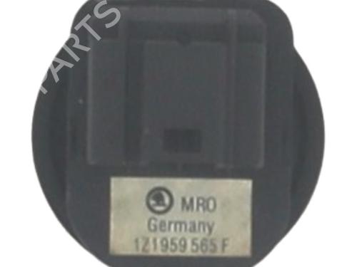 Mirror switch SKODA YETI (5L) 2.0 TDI | BP33840433I25 - Image 4