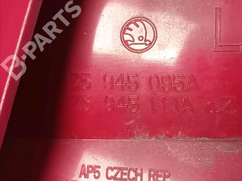 Left taillight SKODA OCTAVIA II (1Z3) 1.9 TDI | BP10709295C34 