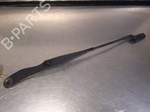 Used Front windshield wiper arm VOLVO V50 (545) 1.6 D (110 hp) 14869788