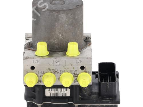 Used ABS pump ABS pump AUDI A4 B8 Avant (8K5) 2.0 TDI (136 hp) 33191551 33191551