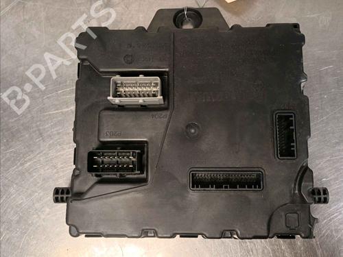 Used Fuse box RENAULT KANGOO Express (FW0/1_) [2008-2025]  30170553