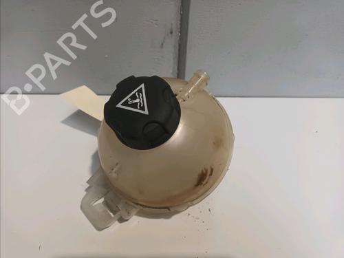 Used Expansion tank PEUGEOT 3008 II SUV (MC_, MR_, MJ_, M4_) 1.2 THP/ PureTech 130 (MRHNSM, MRHNSU, MRHNSJ, MRHNYW,... (131 hp) 12822175