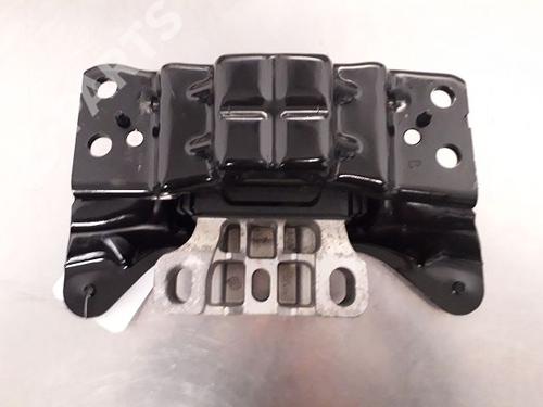 Used Gearbox mount VW GOLF VII (5G1, BQ1, BE1, BE2) 1.6 TDI (105 hp) 9324231